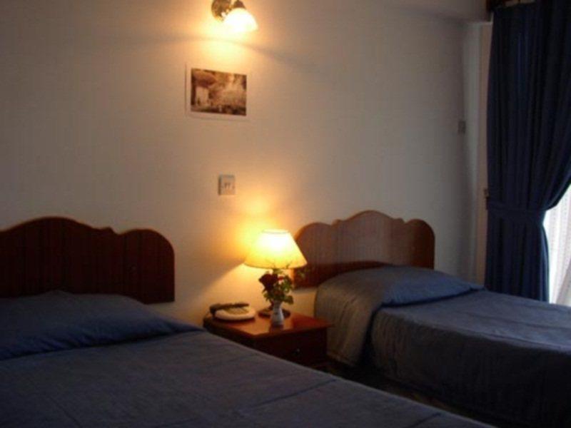 Hotel Sempati Lapta Buitenkant foto